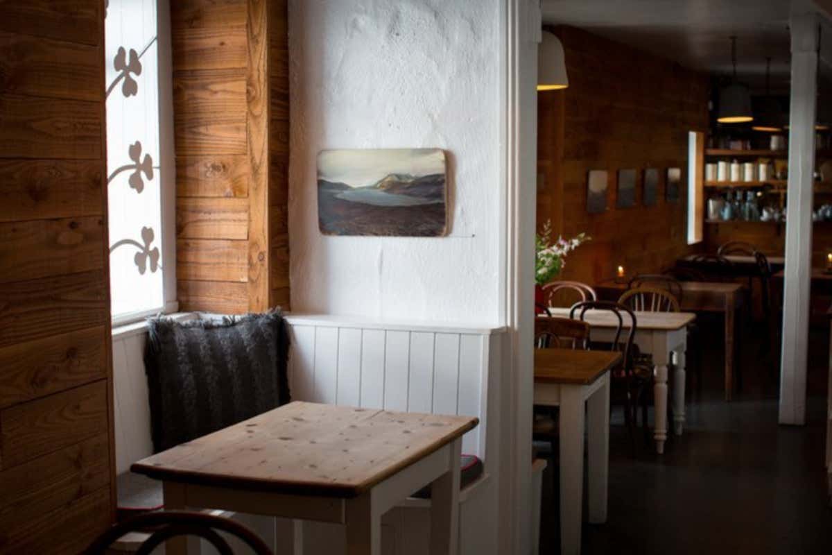 Alla scoperta di Galway con Nicola Coughlan, la Penelope di Bridgerton