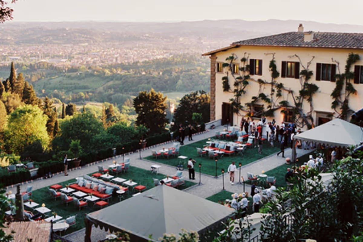 Villa San Michele, l'estate tra grandi vini toscani, jazz e calligrafia creativa