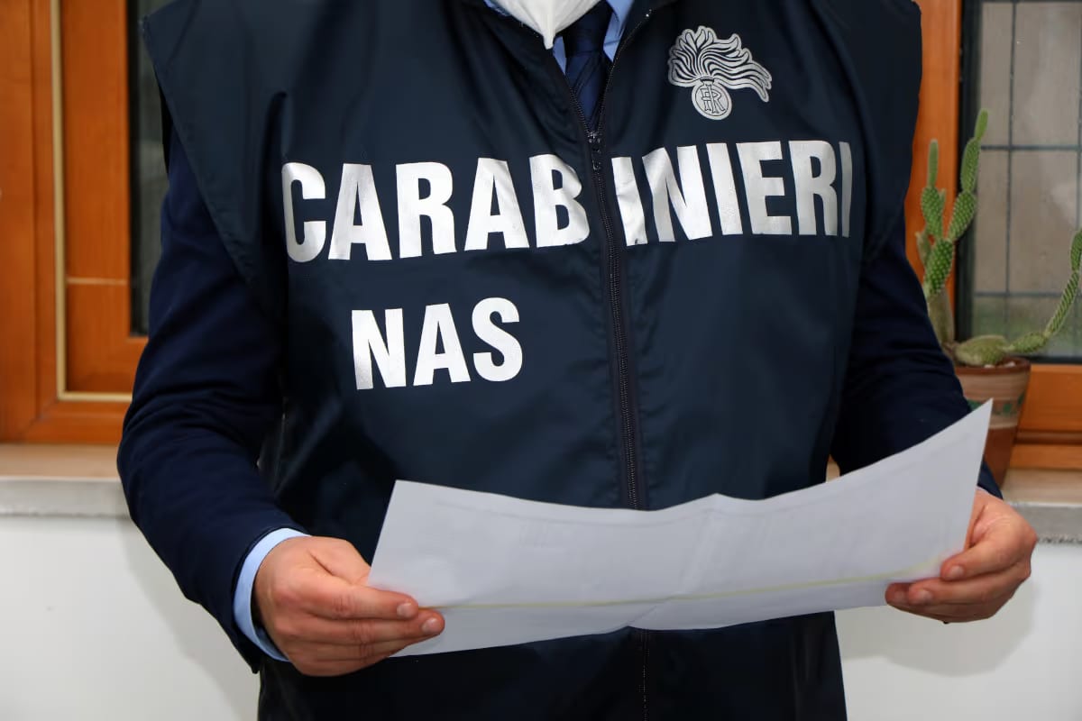 Lavoratori in nero e carenze sulla sicurezza: stop a due ristoranti a Roma