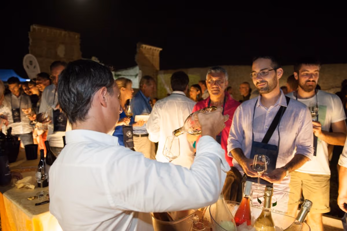 Dal 24 luglio al 16 agosto torna Calici di Stelle in Abruzzo