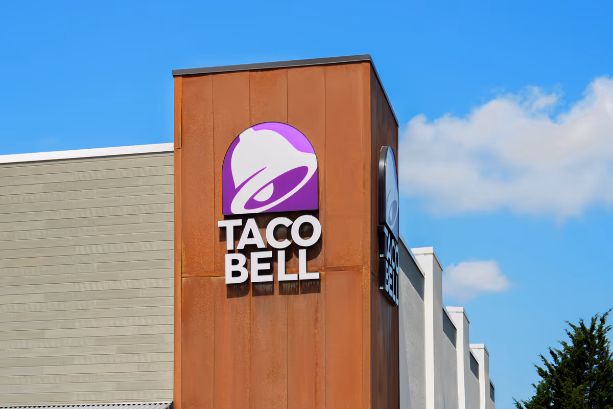 Taco Bell al centro di un'indagine negli Stati Uniti per possibile insalata contaminata