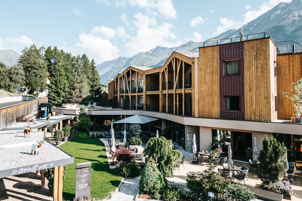 Dentro le nuove suite e le aree wellness dell'Hotel Gassenhof
