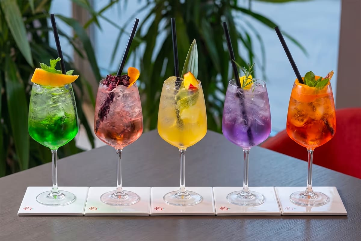 A L’Aquila i monumenti diventano cocktail: ecco gli Spritz dedicati alla città