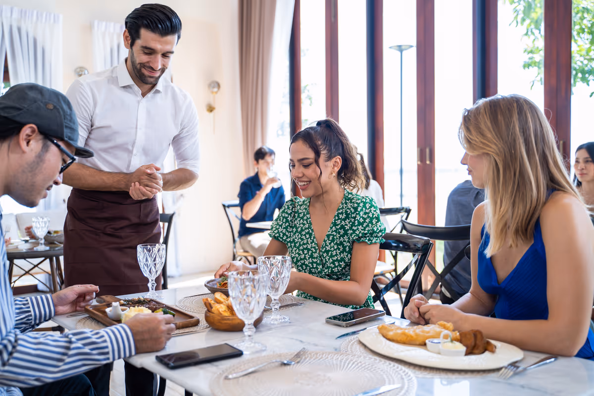 Allergeni al ristorante, dal menu alla cucina: come gestirli senza rischi
