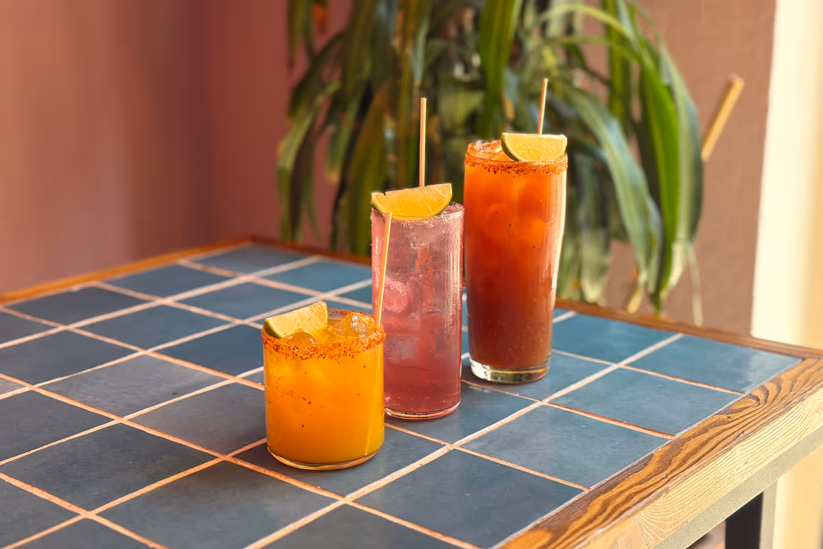 Da Chihuahua Tacos grande assortimento di mocktail preparti con distillati d'agave analcolici