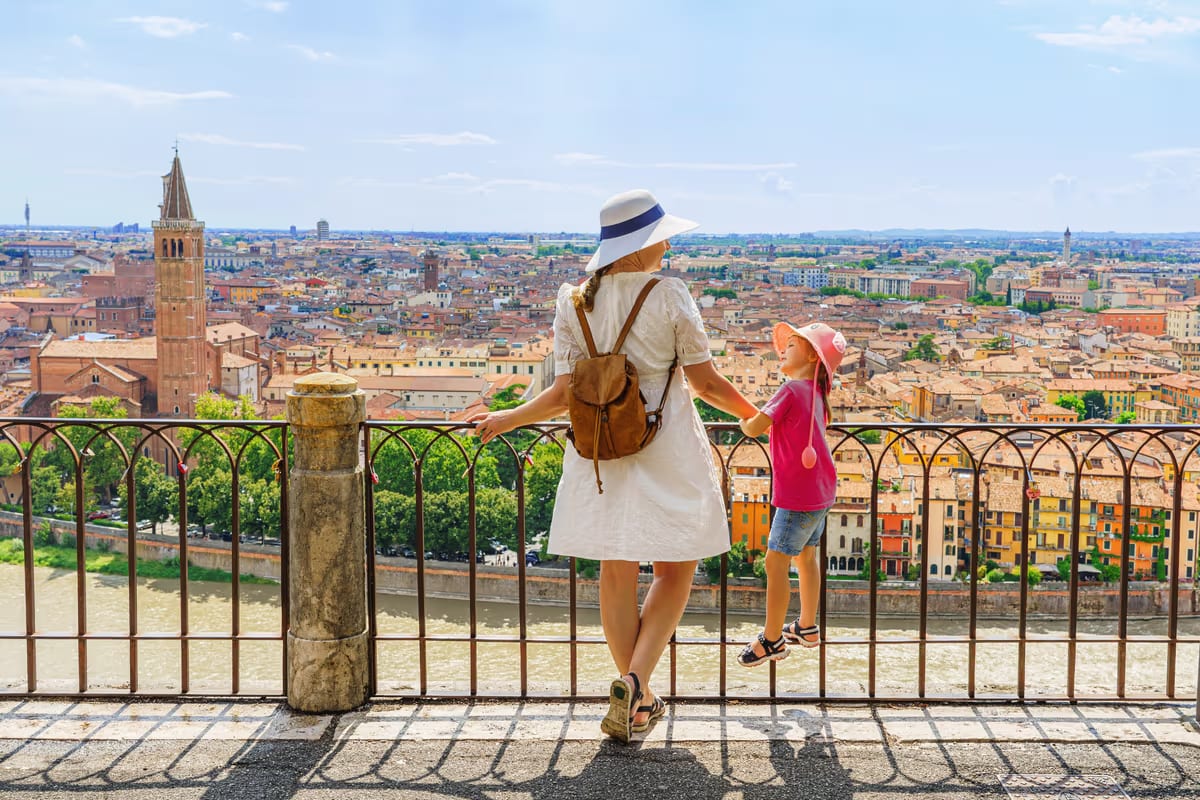 Ferragosto, 17,4 milioni di turisti in viaggio in Italia. Spesa oltre i 9 miliardi