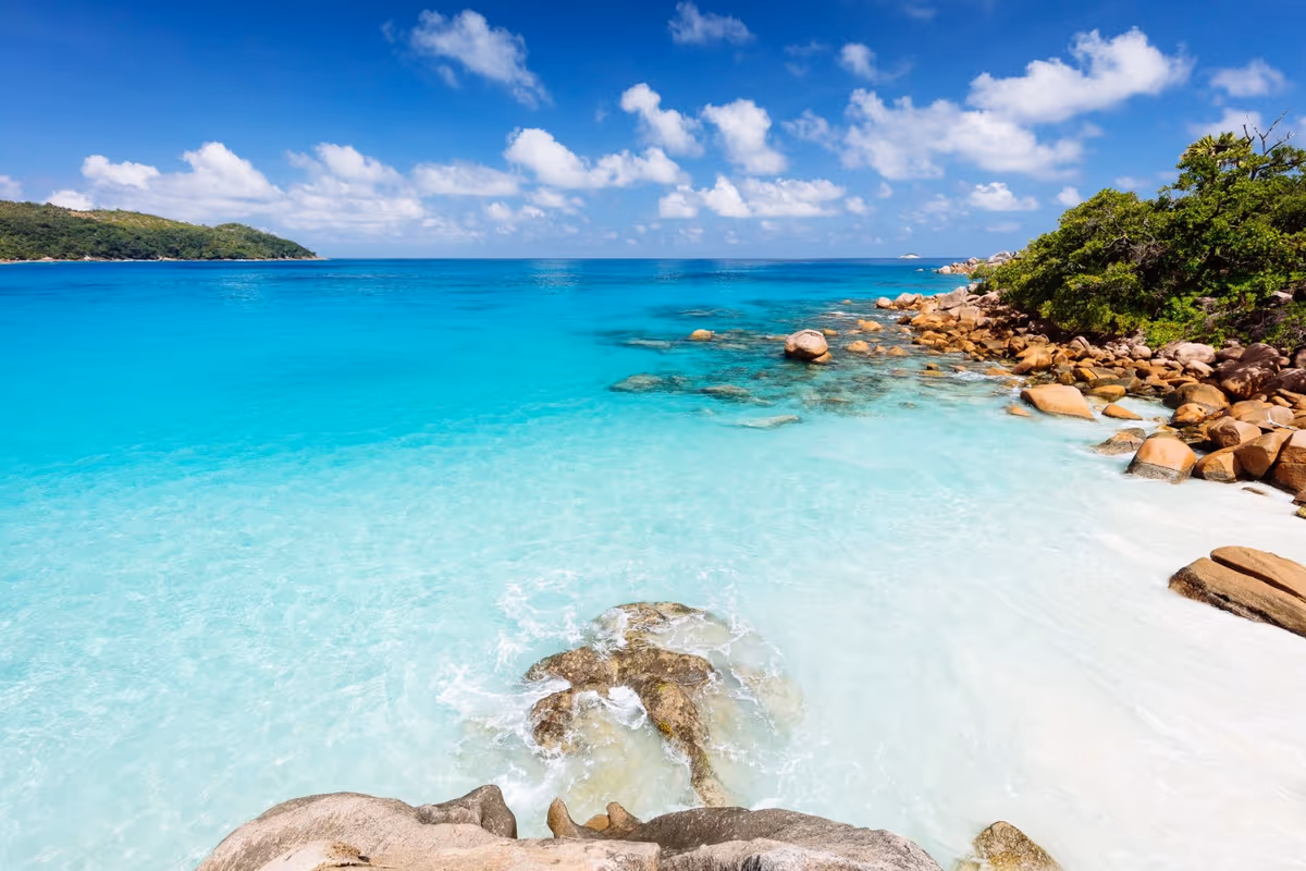 Seychelles, soggiornare nell'Eden si può: tra eco resort e cucina creola