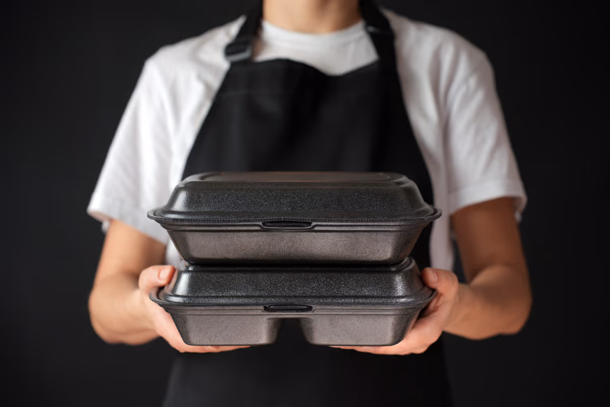 Doggy bag: gli italiani lo vogliono, ma solo il 15% osa chiederlo. Perché?