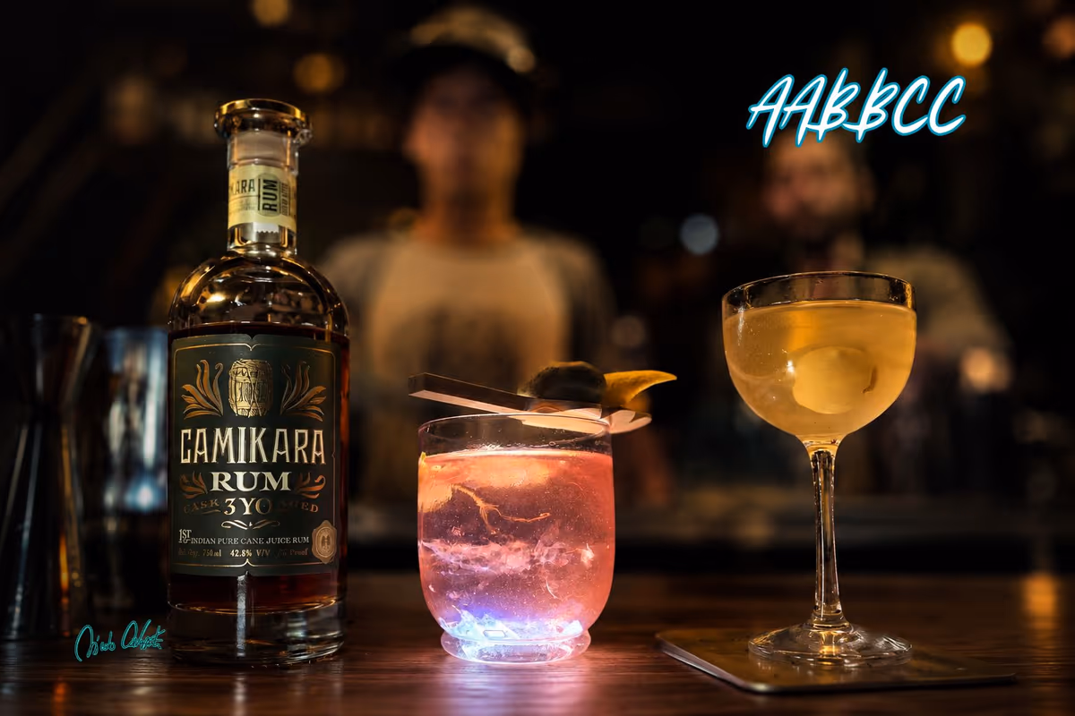 AABBCC tratta il cocktail come un oggetto da smontare e ricostruire.