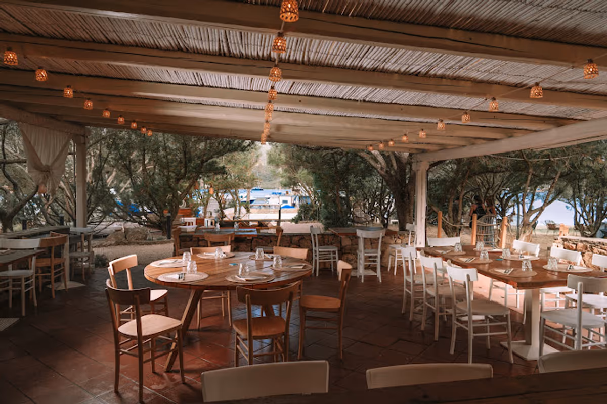 La sala di Crunch Porto Rotondo & Benthos