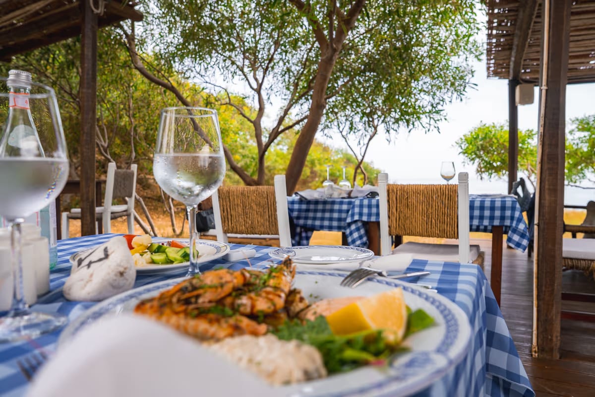 3 ricette di pasta mediterranea da cucinare a casa: un viaggio di sapori tra Italia, Grecia e Israele