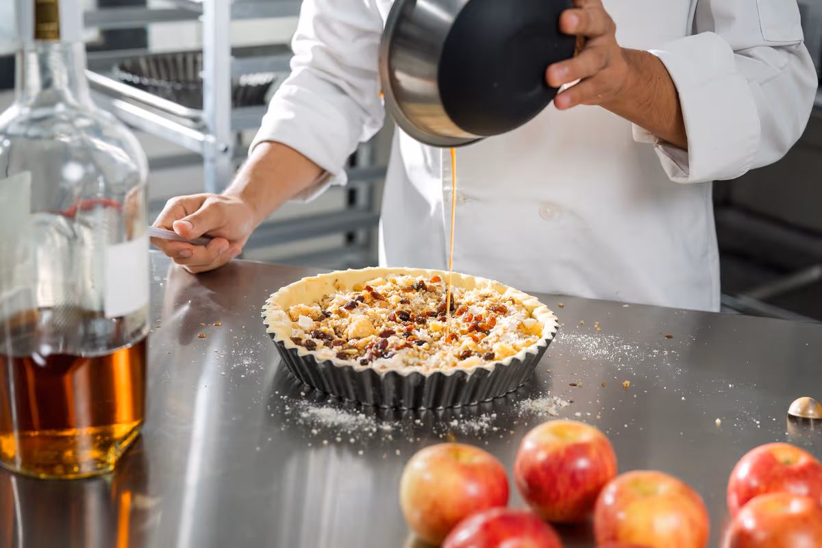 La dichiarazione quantitativa degli ingredienti (QUID) rende obbligatorio specificare la percentuale esatta di un ingrediente quando viene evidenziato o caratterizza il prodotto