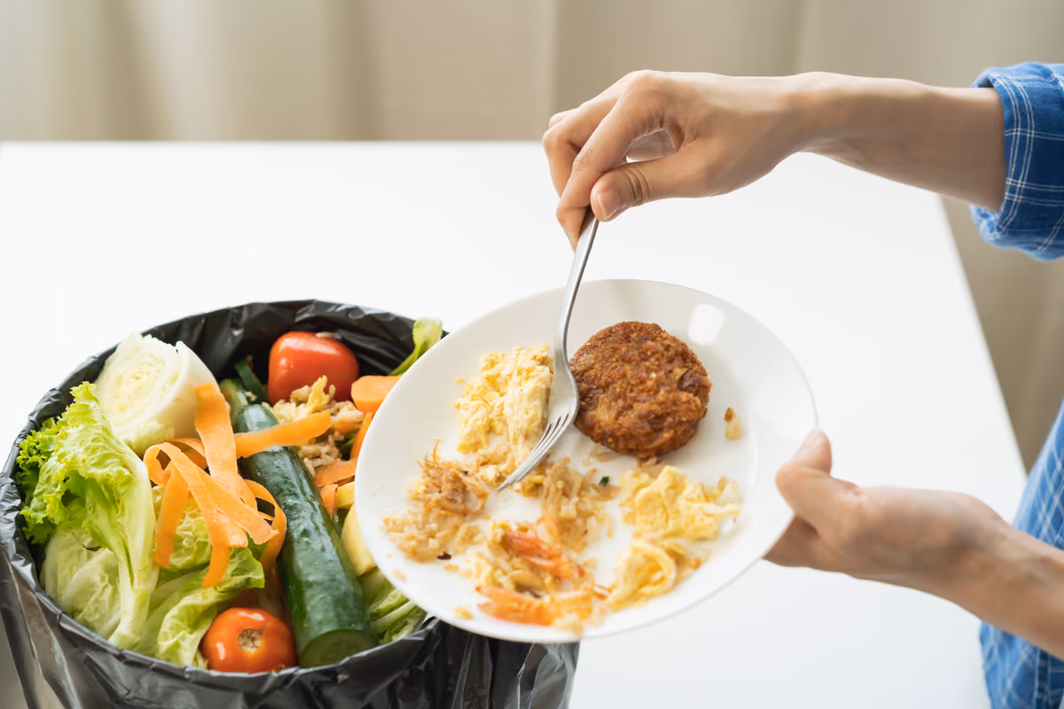 Il cibo come strumento di pace: la nuova sfida della ristorazione collettiva