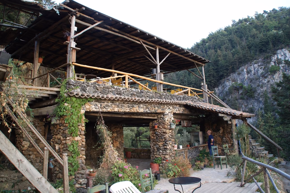 Samos oltre il mare: il viaggio nell’isola di Pitagora tra vino, archeologia e cucina