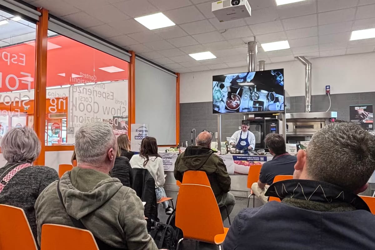 Dalla costruzione del menu ai cocktail alla spina: 7 masterclass gratuite per l'Horeca