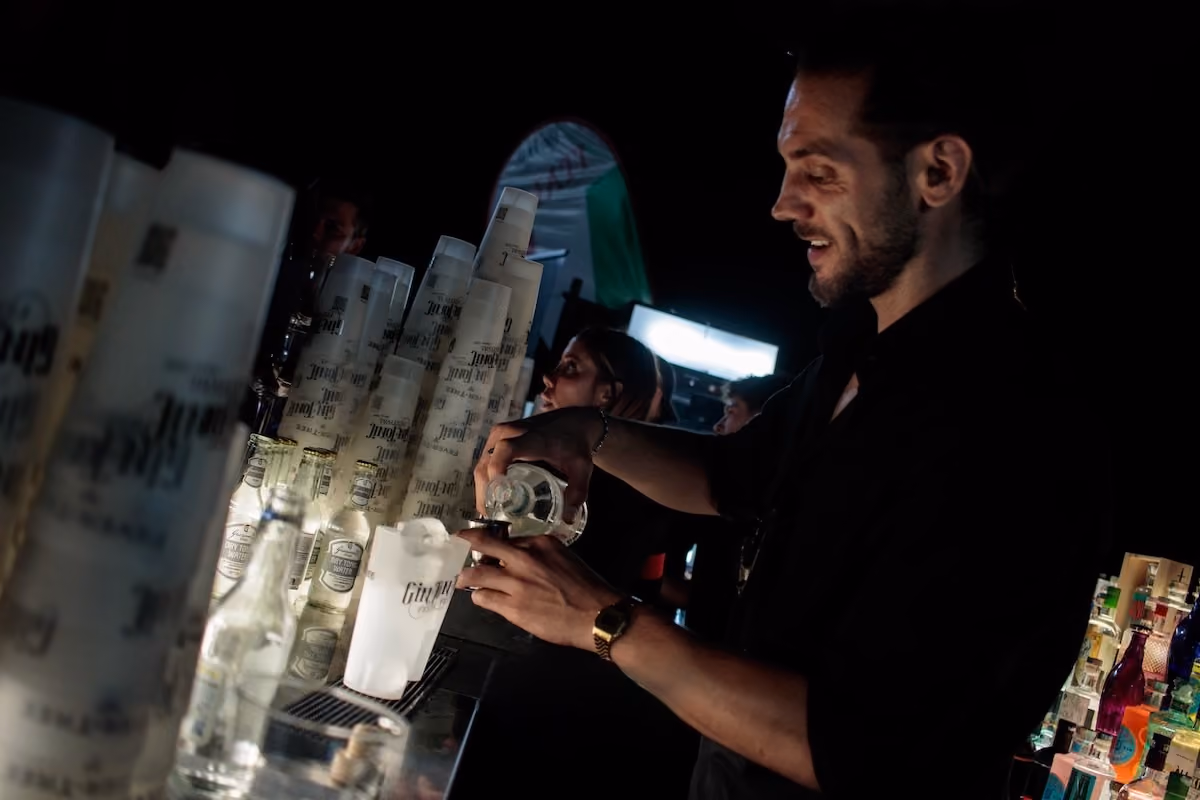 A Verona arrivano oltre 400 gin da tutto il mondo: il festival debutta in Veneto
