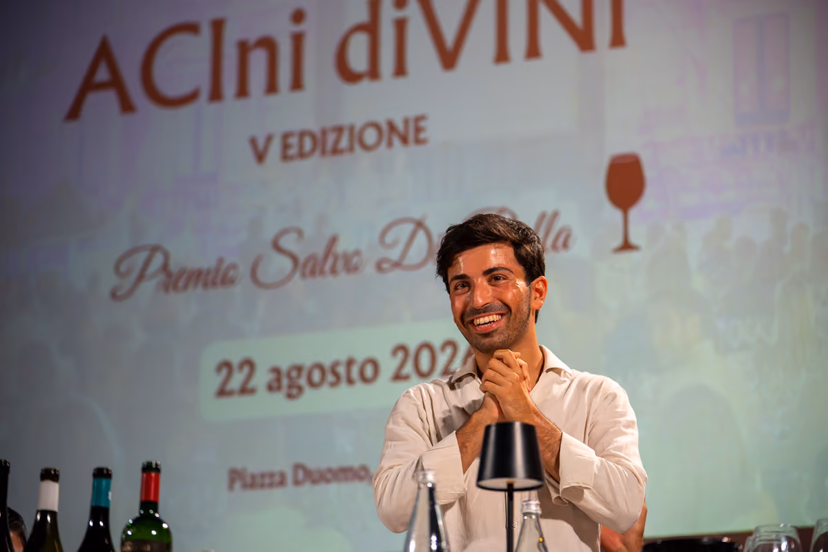 Il vino torna protagonista ad Acireale: ad Ansaldi il Premio Salvo Di Bella 2026