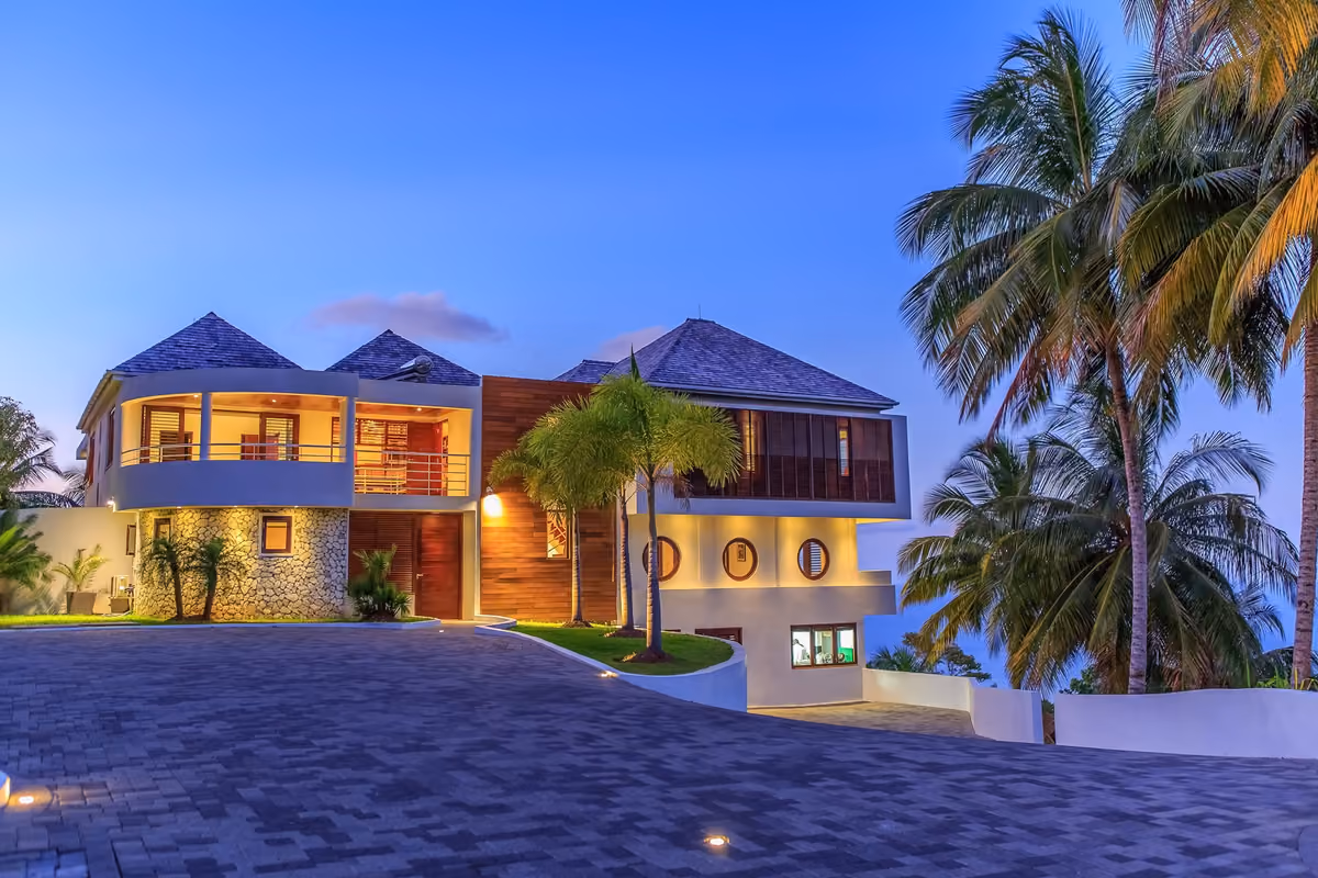 Giamaica: ristoranti, dimore da mito e boutique hotel nell’isola del reggae