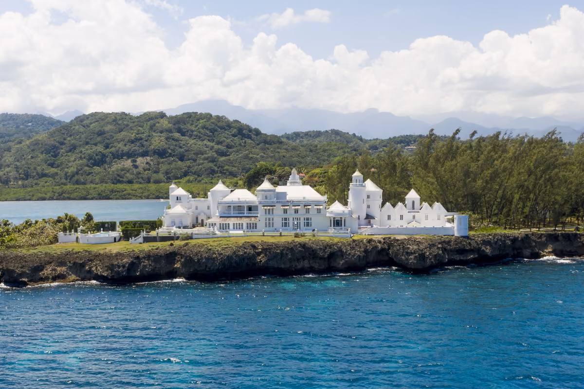 Giamaica: ristoranti, dimore da mito e boutique hotel nell’isola del reggae