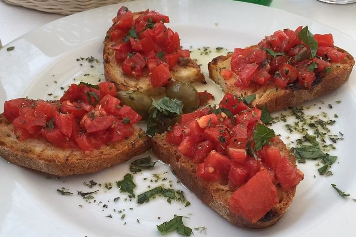 Zuccheri, conoscerli per ridurli senza rinunciare al gusto (con un menu esempio)