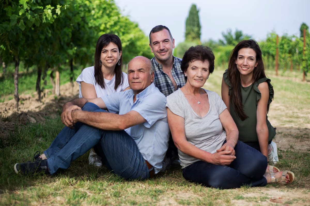 Da 8 ettari e vino in damigiana a 800mila bottiglie: una storia di Valdobbiadene