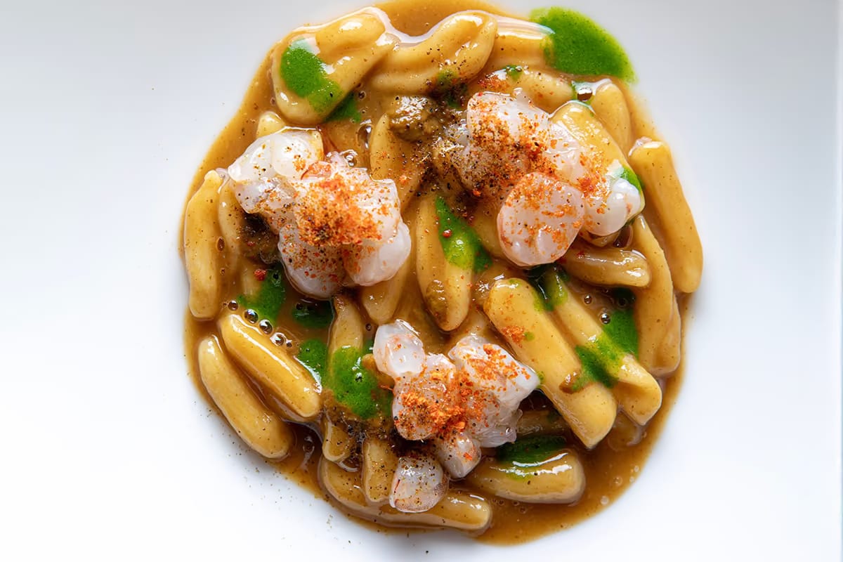 Cavatelli risottati nel brodo di pesce: la ricetta senza sale aggiunto