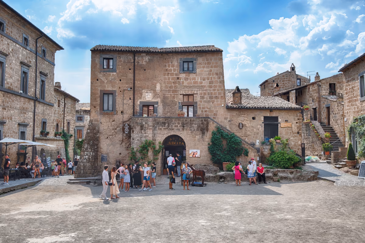 Turismo italiano, estate da record: 276 milioni di presenze, +5,5 milioni sul 2025