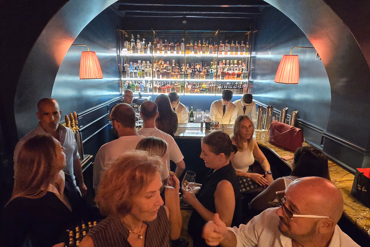 Jerry Thomas, tris a Roma: il nuovo HausBar “unisce” cocktail e alta orologeria