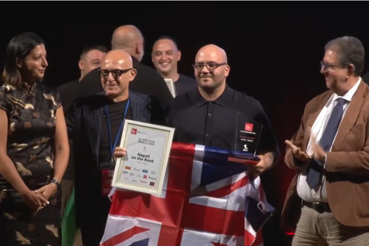 50 Top Pizza, la migliore pizzeria del 2026 parla inglese: è Napoli on the Road