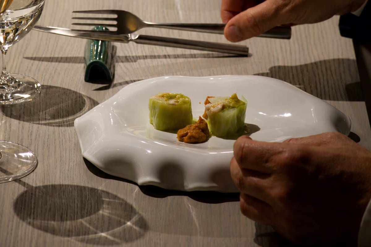 Un menu “one-bite” al tavolo dello chef: l'esperienza gourmet al ristorante Adagio