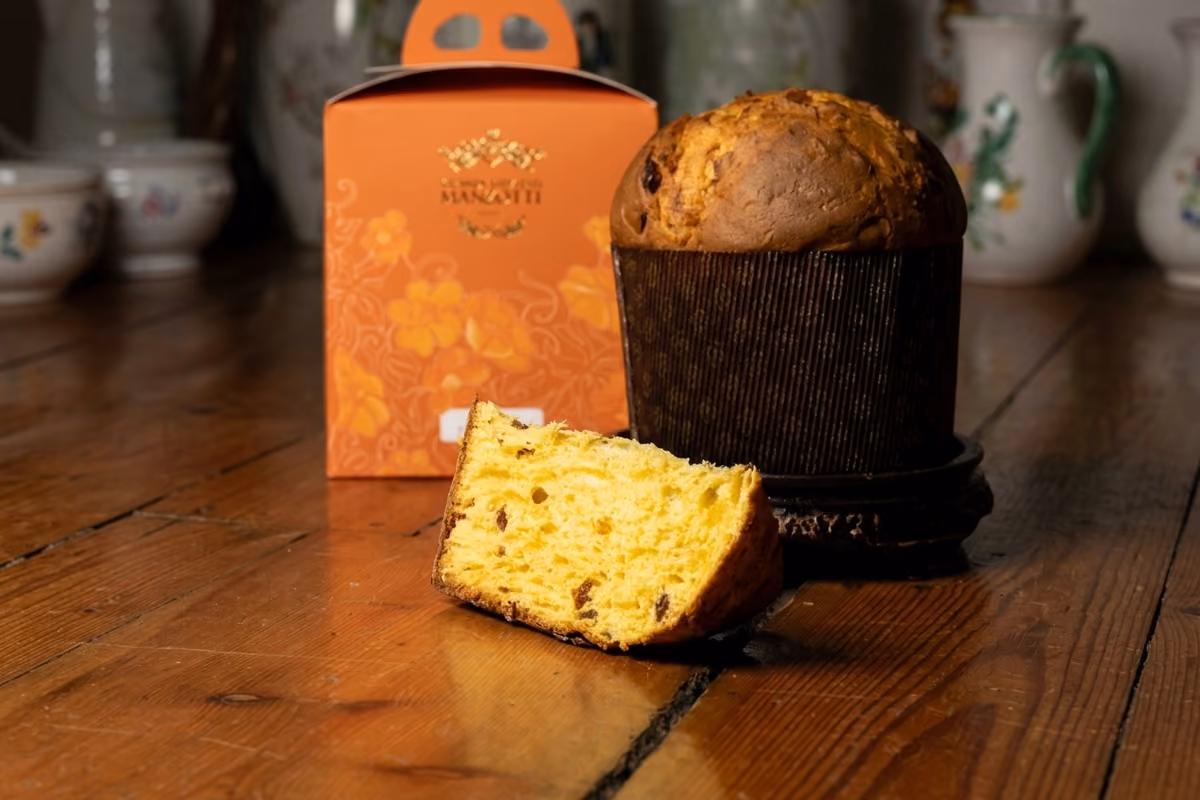 Il panettone all'albicocca del Vesuvio di Matteo Manzotti