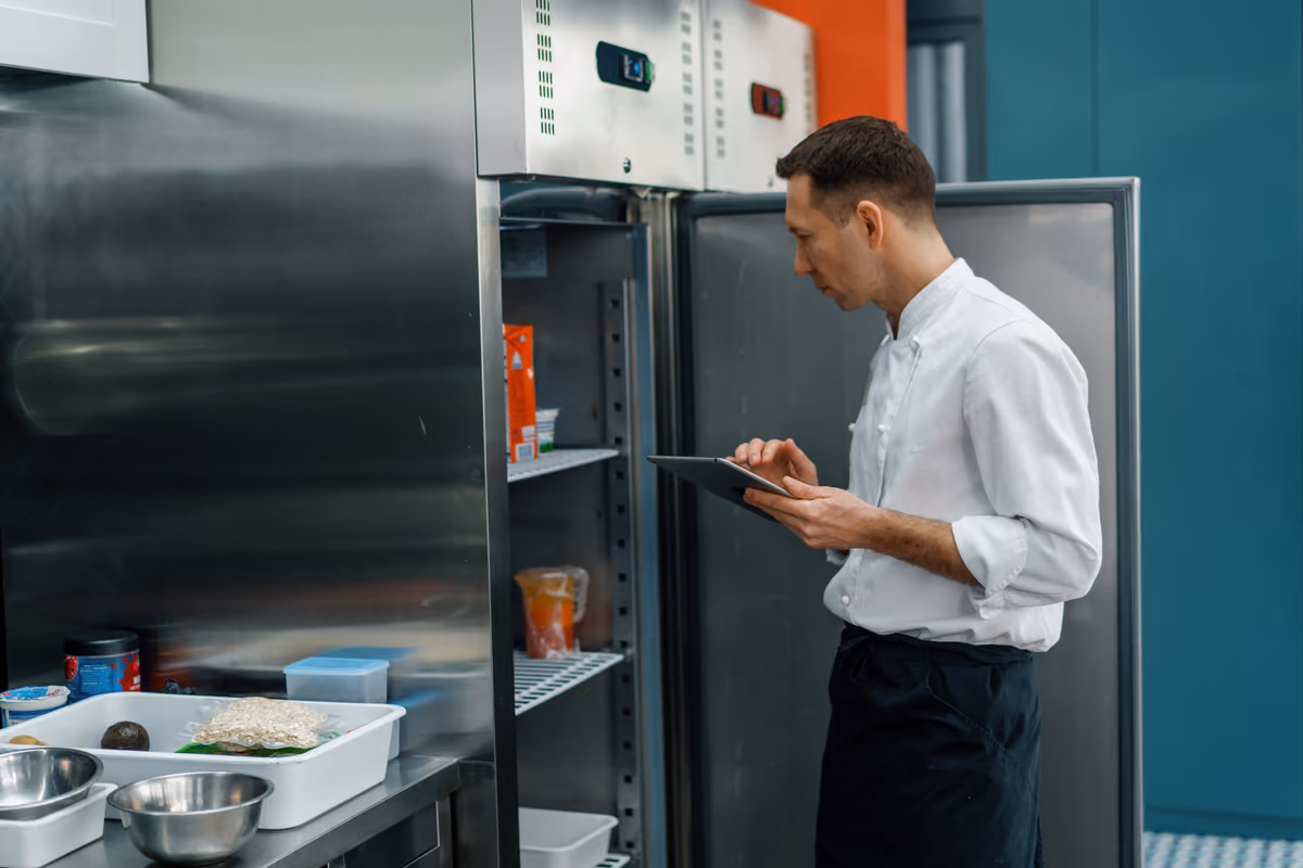 Dalle ricette alle recensioni: fin dove può arrivare l'IA in cucina?