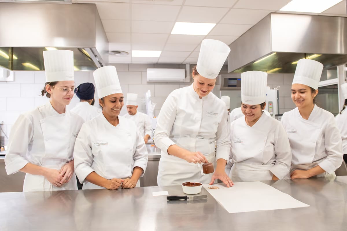 École Ducasse punta sulla cucina vegetale: tre nuovi corsi nel 2027