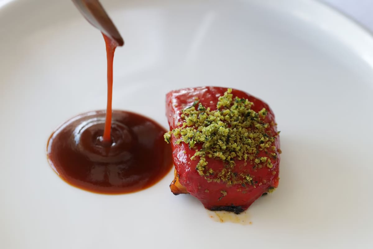 Dentice alla brace, la ricetta con estratto di brodetto alla sambenedettese