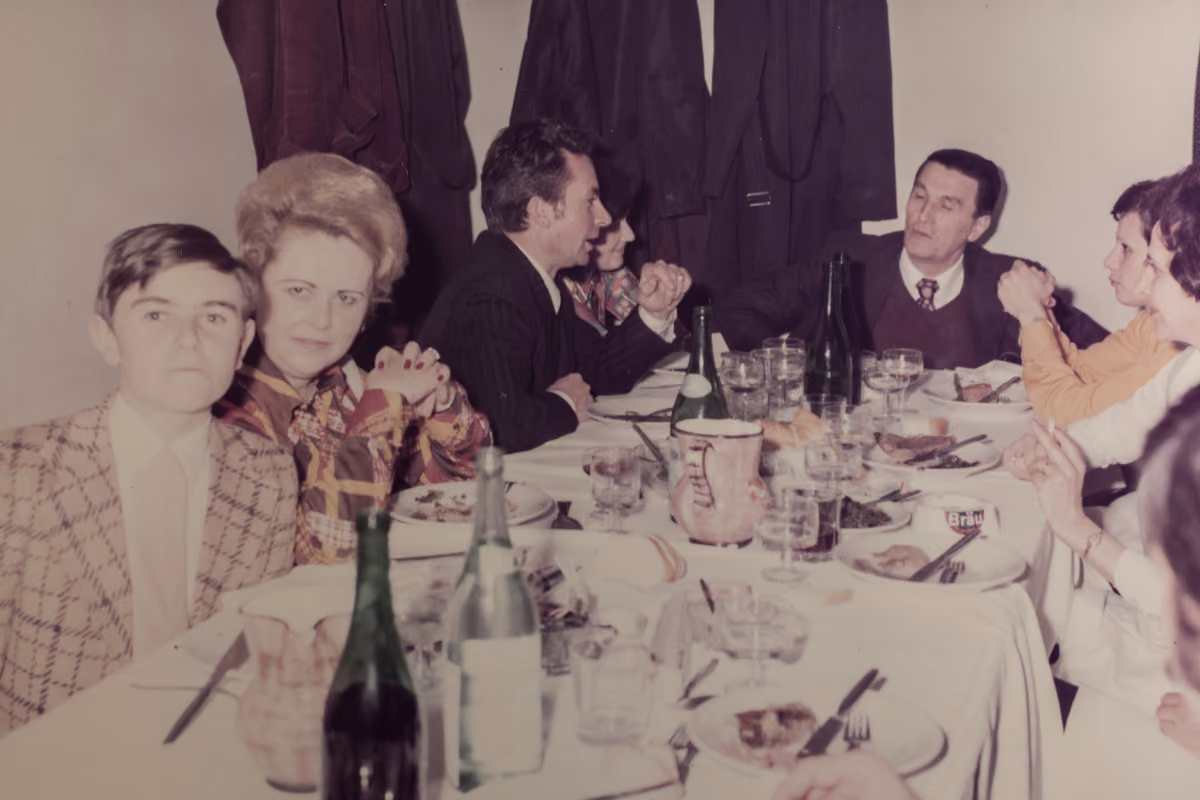 Negli anni '60 andare al ristorante era soprattutto un rito familiare e un'occasione di socialità