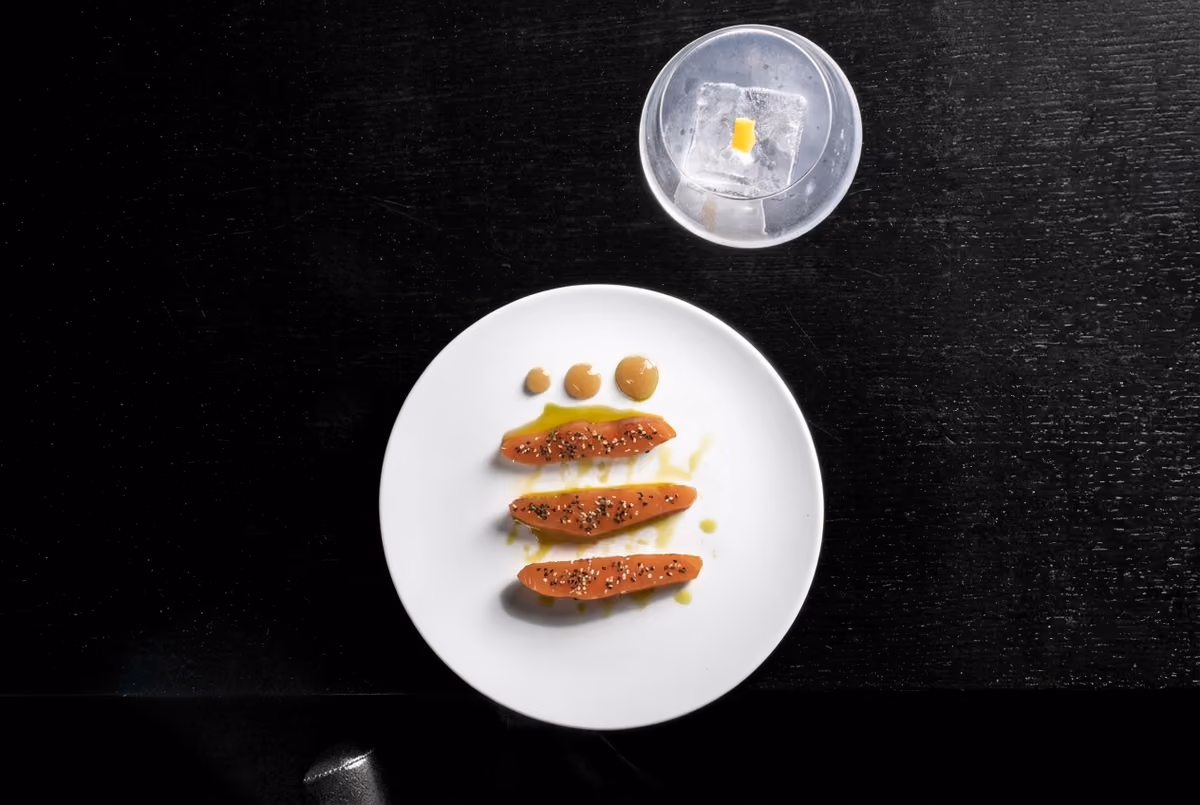 Le Iris a Bergamo, quando il cocktail diventa parte dell'esperienza a tavola