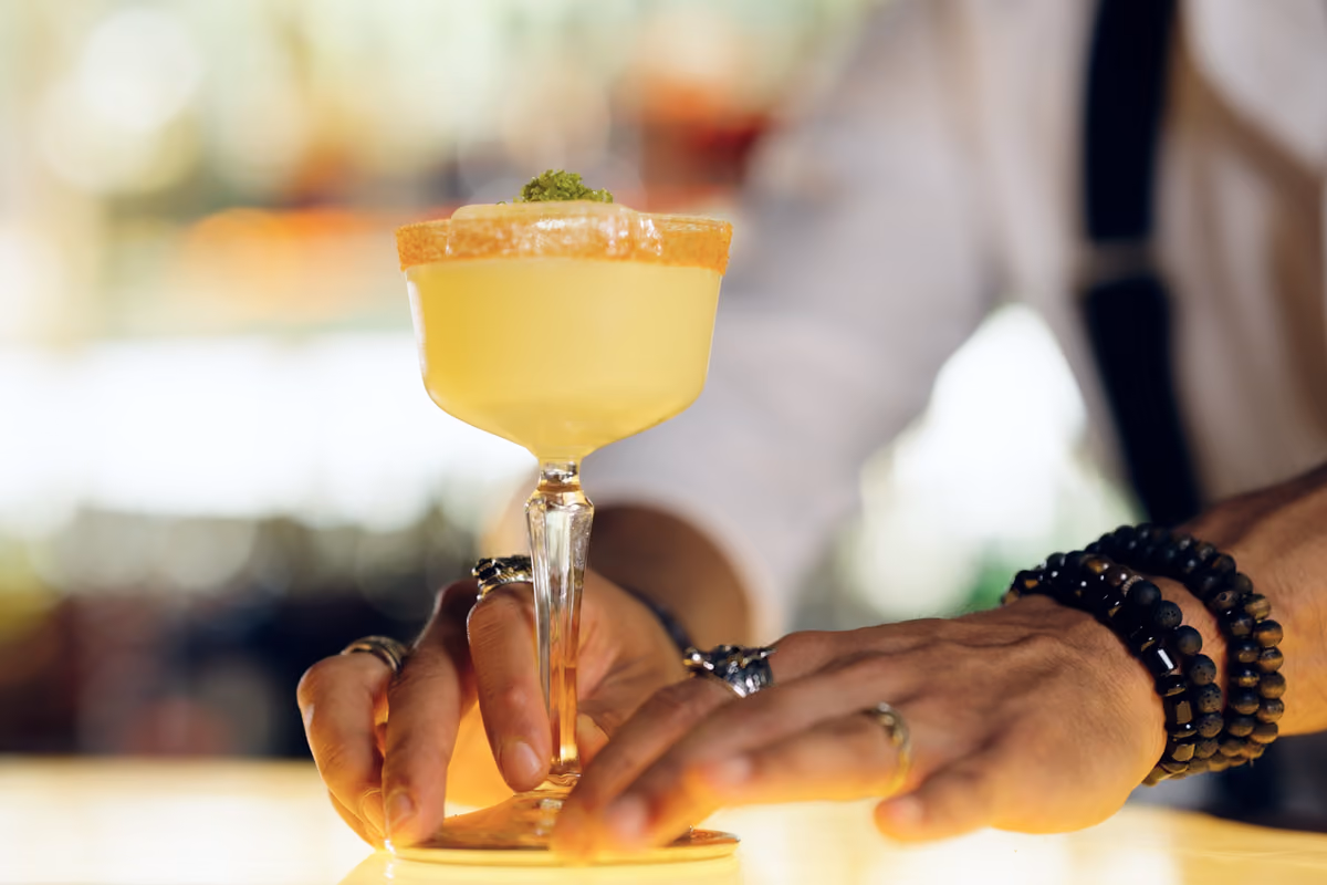 Ogni locale ha una propria identità, che il bartender deve comprendere e interpretare con coerenza