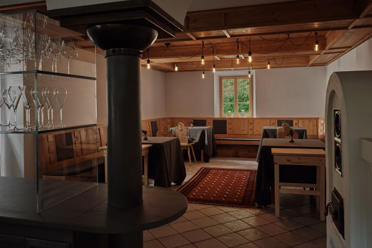 Il ristorante in Val Sarentino dove la cucina segue quote e stagioni della montagna