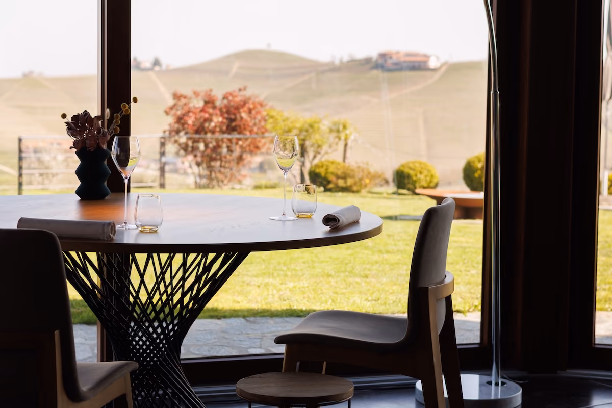Tra i vigneti di Barbaresco c'è un ristorante dove gli abbinamenti vanno oltre il vino