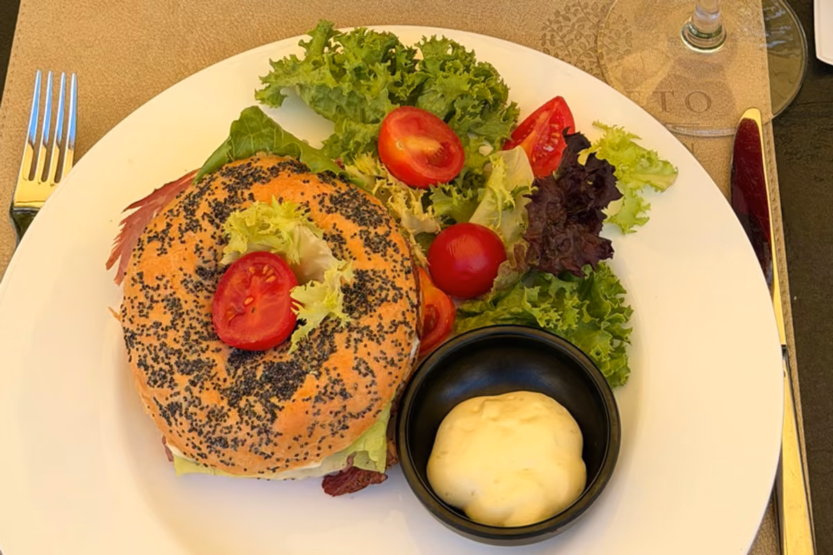 L'estate continua sul roof garden dell'Hotel Diana di Roma con il nuovo menu Light&Fast