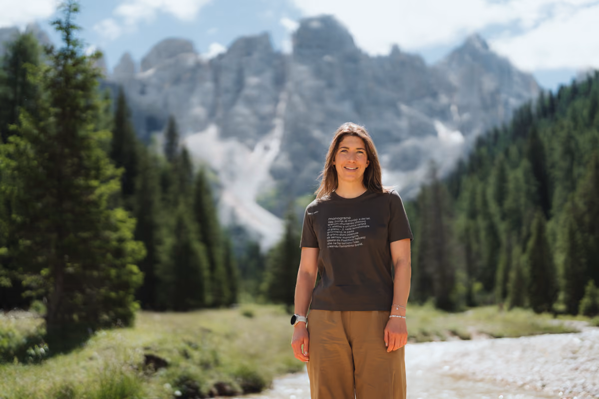 Elisabetta Felicetti tra le "sue" montagne, che influiscono sicuramente sullla filosofia del brand Monograno