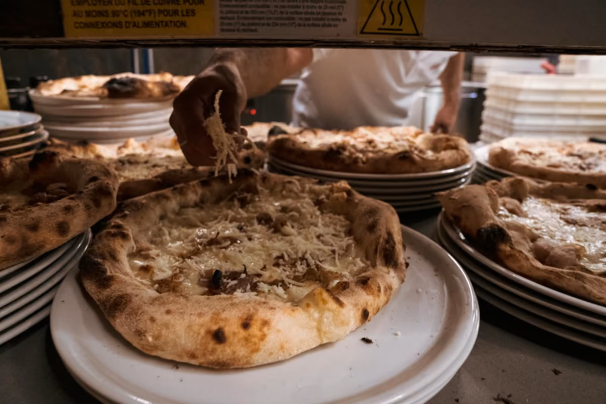 La storia familiare di Crescenzio evolve dall'asporto a una pizza contemporanea profondamente siciliana