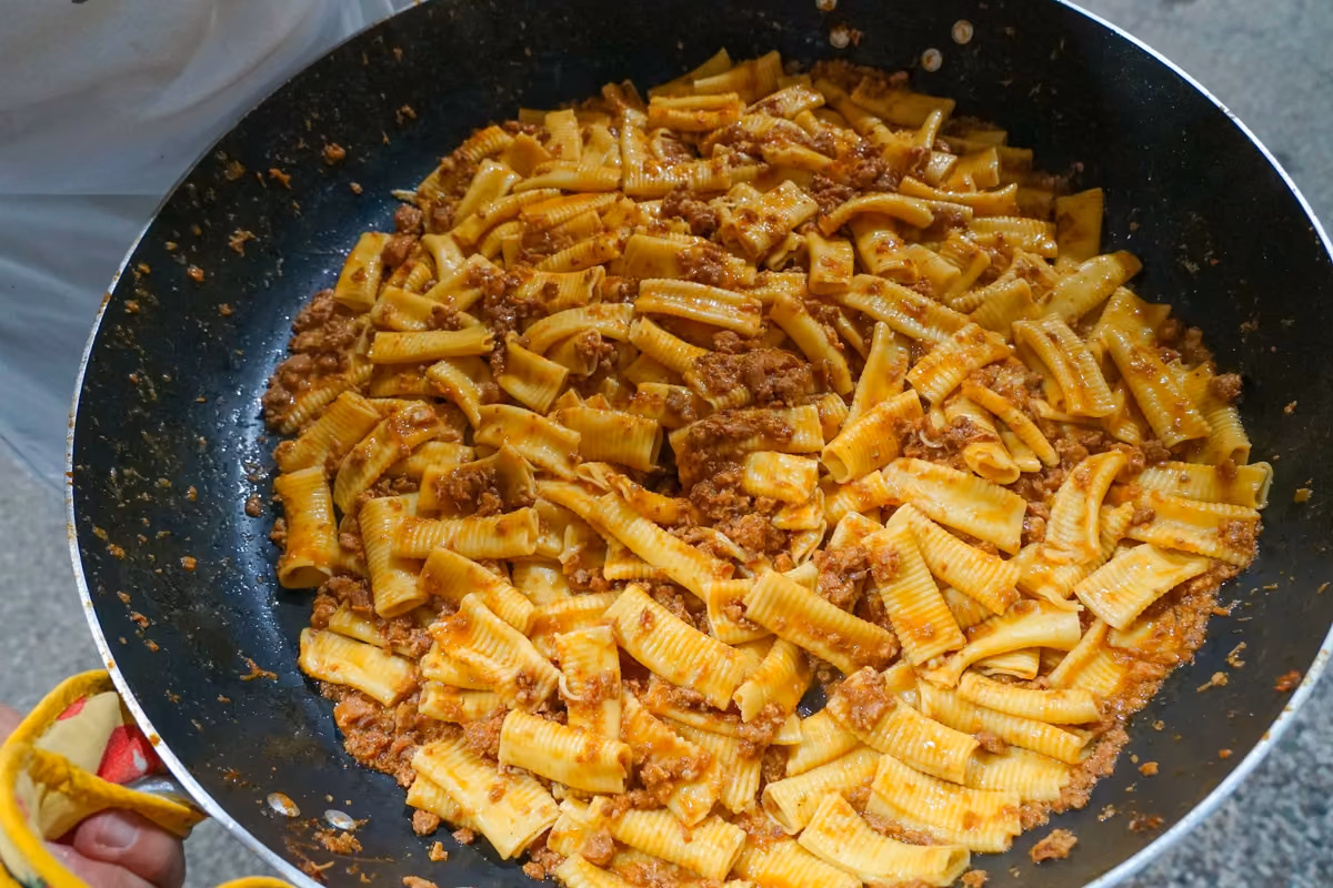 La pasta della Bassa Modenese ha il suo Palio: sei frazioni si sfidano con i Maccheroni al Pettine