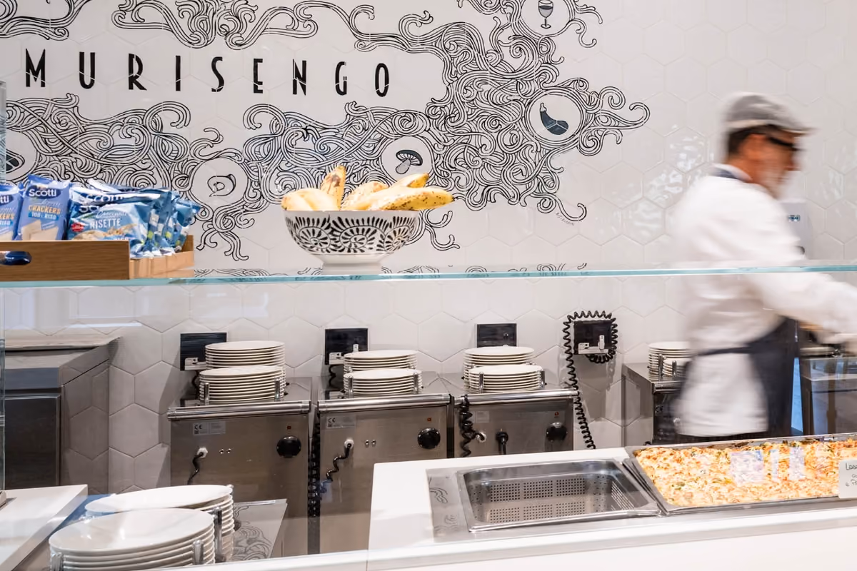 La mensa Lavazza serve 600 pasti al giorno, ma sembra un ristorante in città