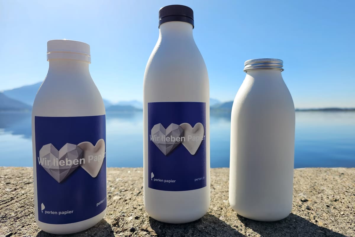 Una nuova bottiglia per vino e superalcolici: è fatta con fibre di carta