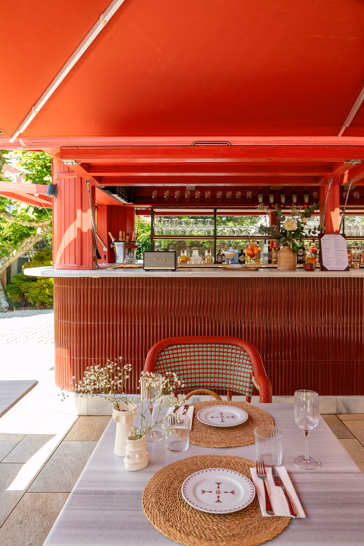 Il ristorante Le Jardin, con spazio all'aperto
