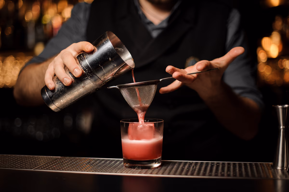 Un cocktail analcolico può intercettare una consumazione che altrimenti sarebbe stata una bibita o un'acqua, aumentando il valore della vendita beverage