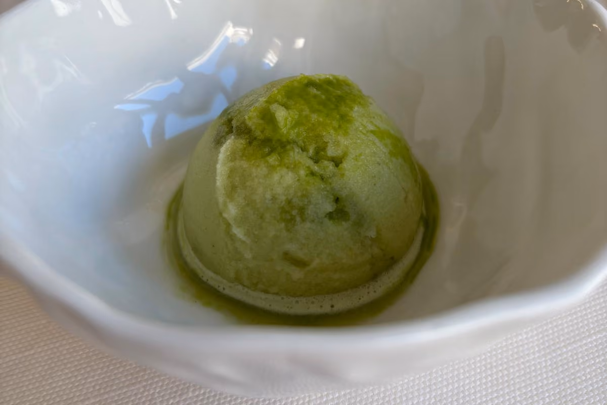 Sui Nebrodi due giovani chef raccontano il Mediterraneo attraverso un menu “verticale”