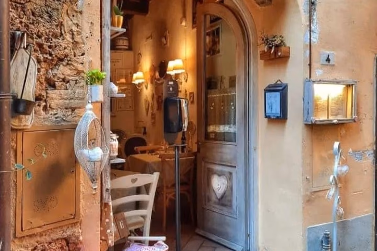 L'ingresso de La Tana dei Brilli