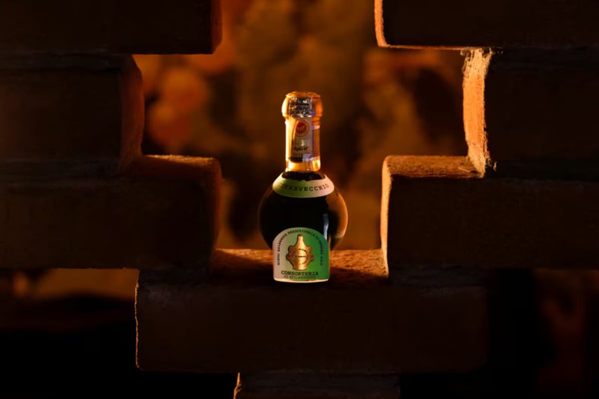 Un libro e un film: così la Consorteria del Balsamico festeggia i 60 anni
